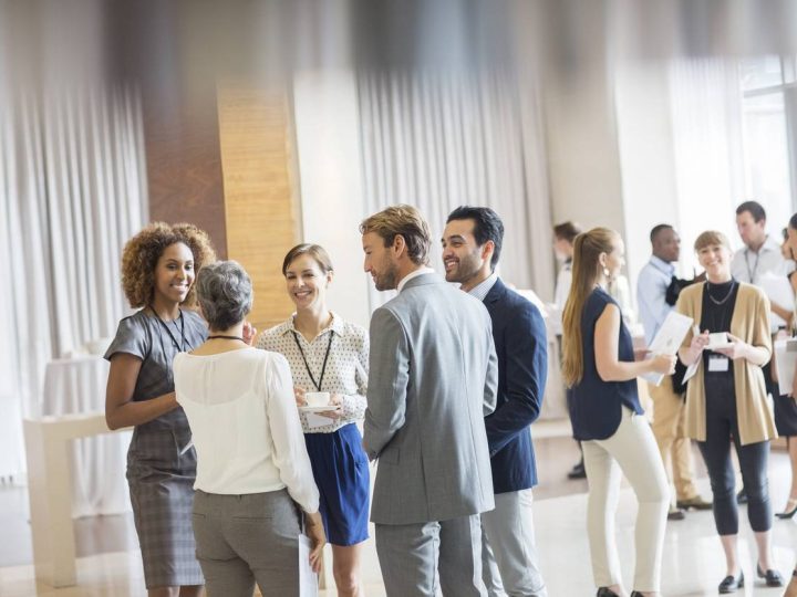 Stratégies pour maximiser votre impact lors des événements professionnels